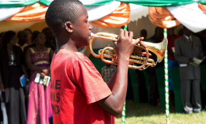 Golola Festival – 우간다의 전통 격투·음악 융합 축제