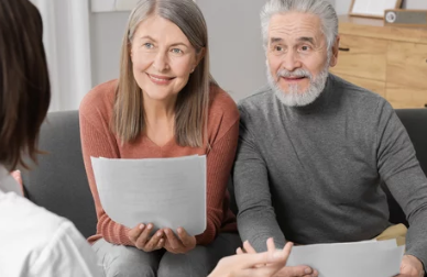 노인과 사회복지사