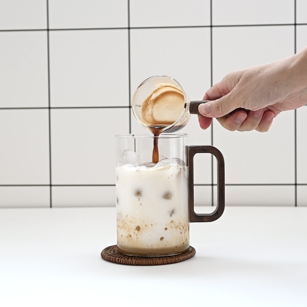 밀크티 얼그레이 바닐라 라떼