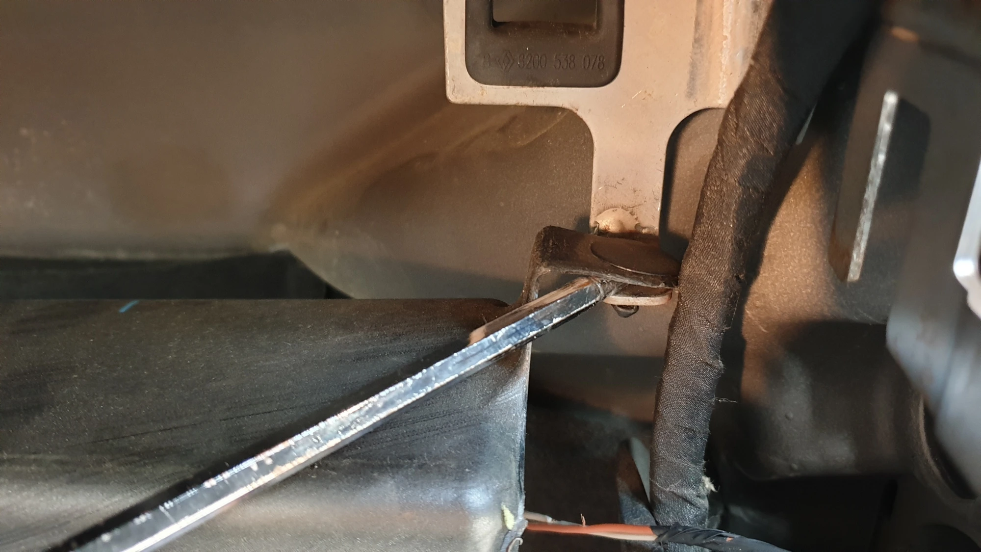 지지대 빼는 모습