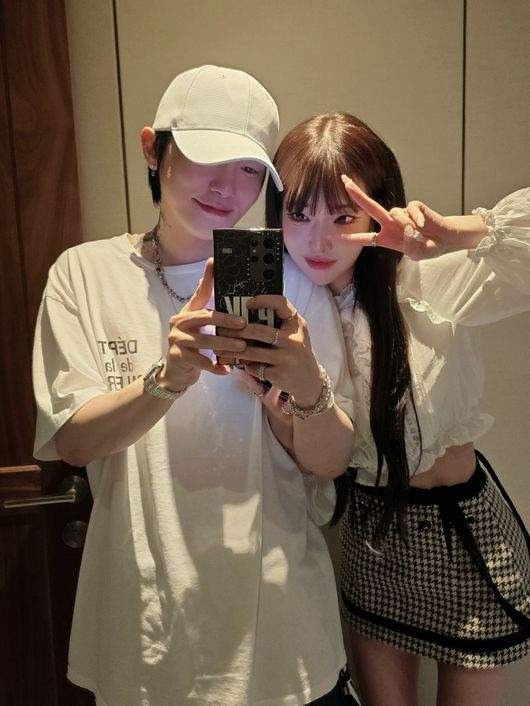 과즙세연&hearts;BJ 케이 8개월째 열애 중! 방시혁 루머 종식시킨 중대발표 키스 퍼포먼스