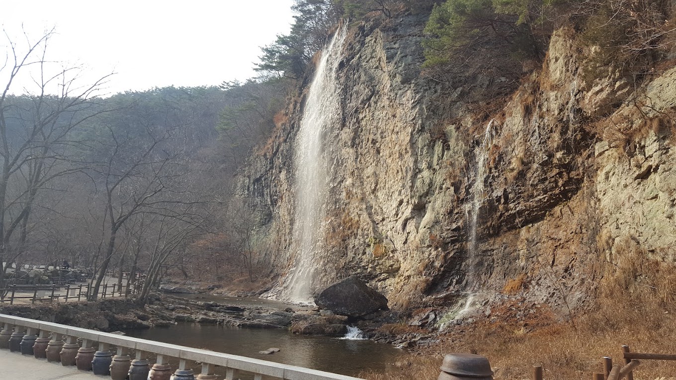 병풍폭포