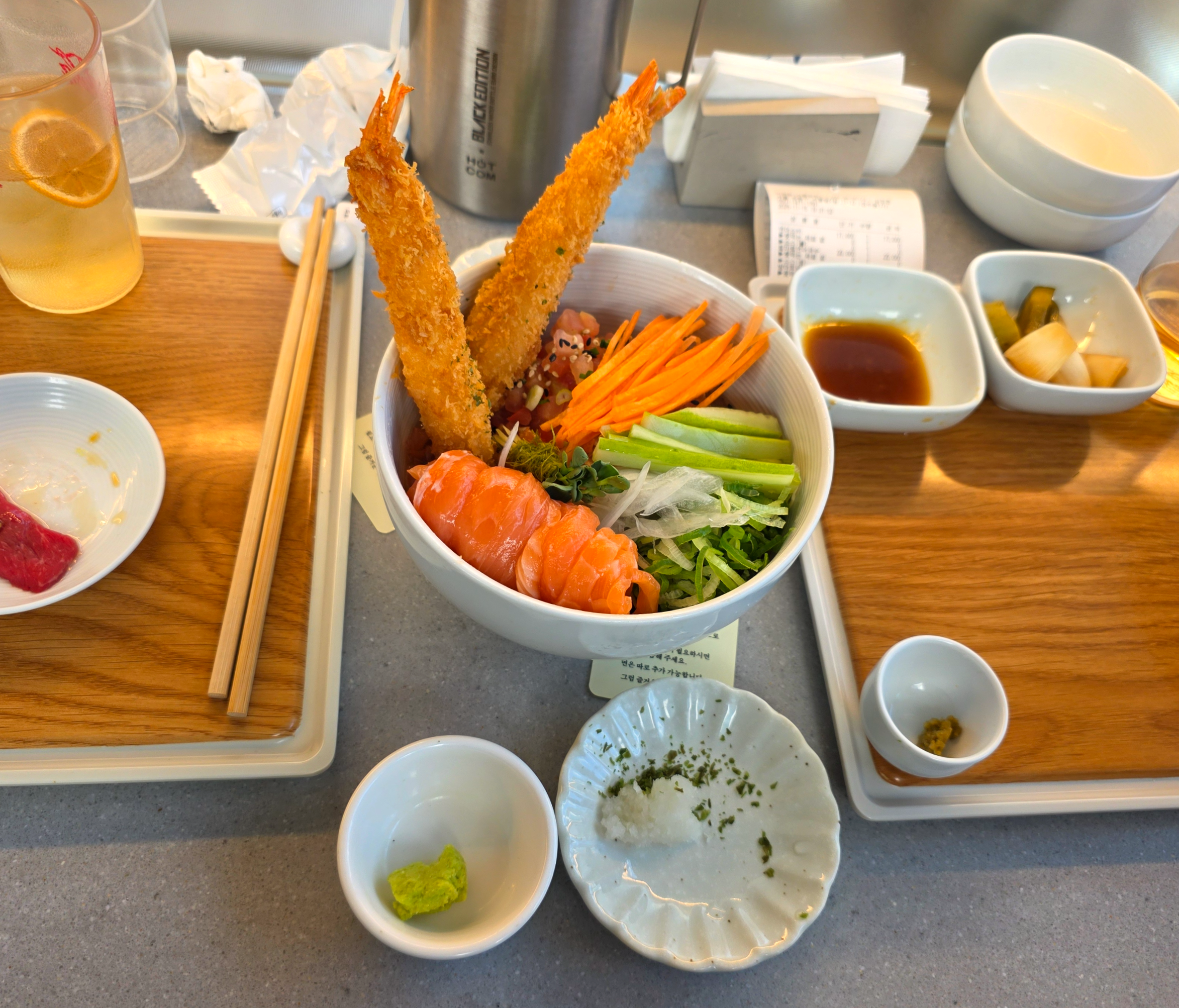 미쁘동토마토연어국수