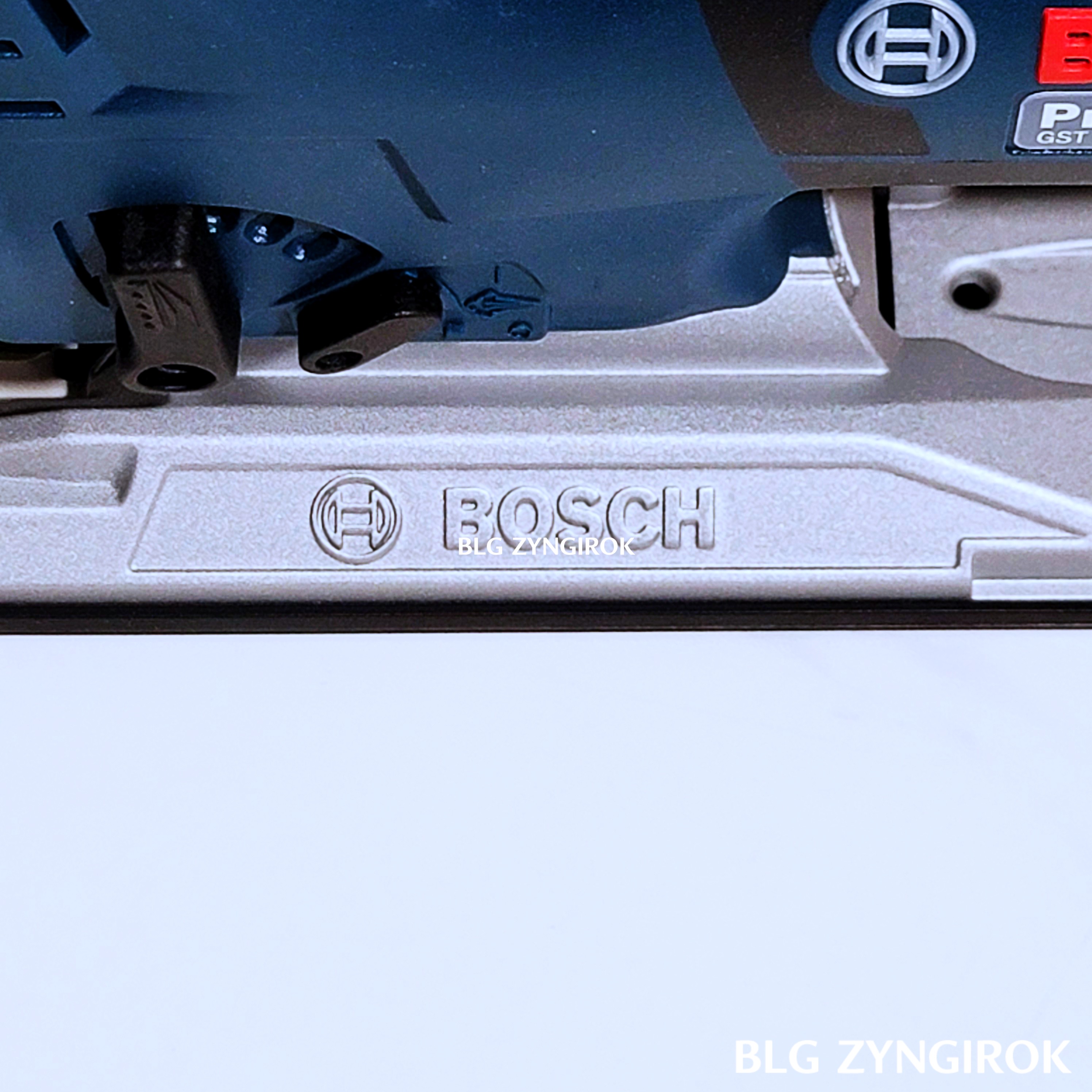 보쉬-직쏘-GST-160-BCE-옆면-보쉬-마크가-양각으로-새겨진-모습이다.