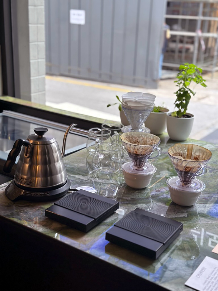 을지로 충무로 카페 추천 라떼가 맛있는 캐시미어커피 CASHMERE COFFEE