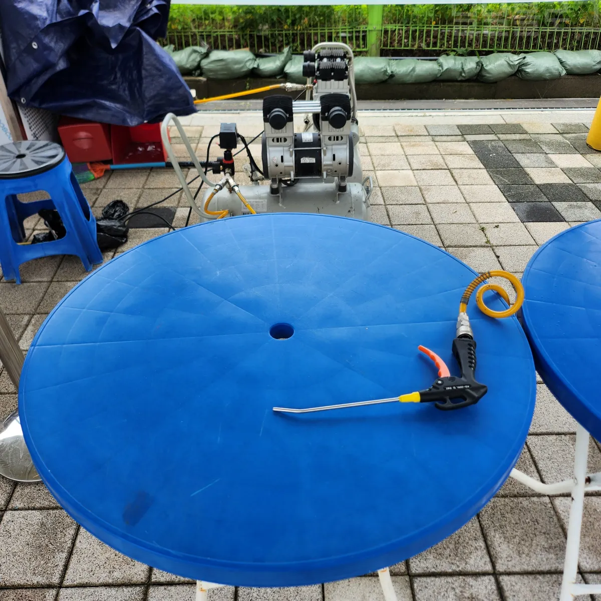 성동구-살곶이-물놀이장-튜브-공기주입