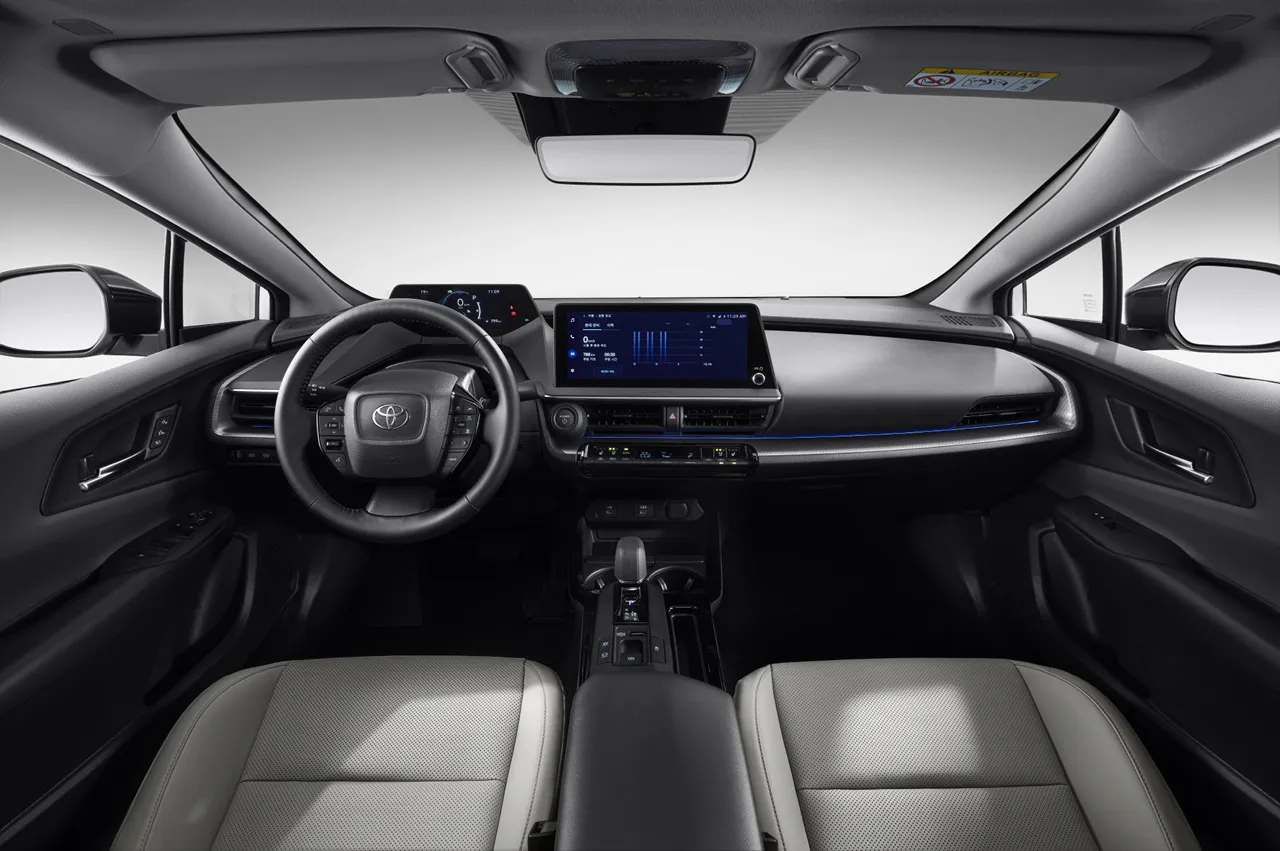 토요타 프리우스 하이브리드 자동차 이미지