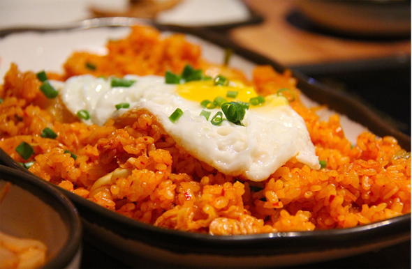 김치볶음밥위에계란후라이