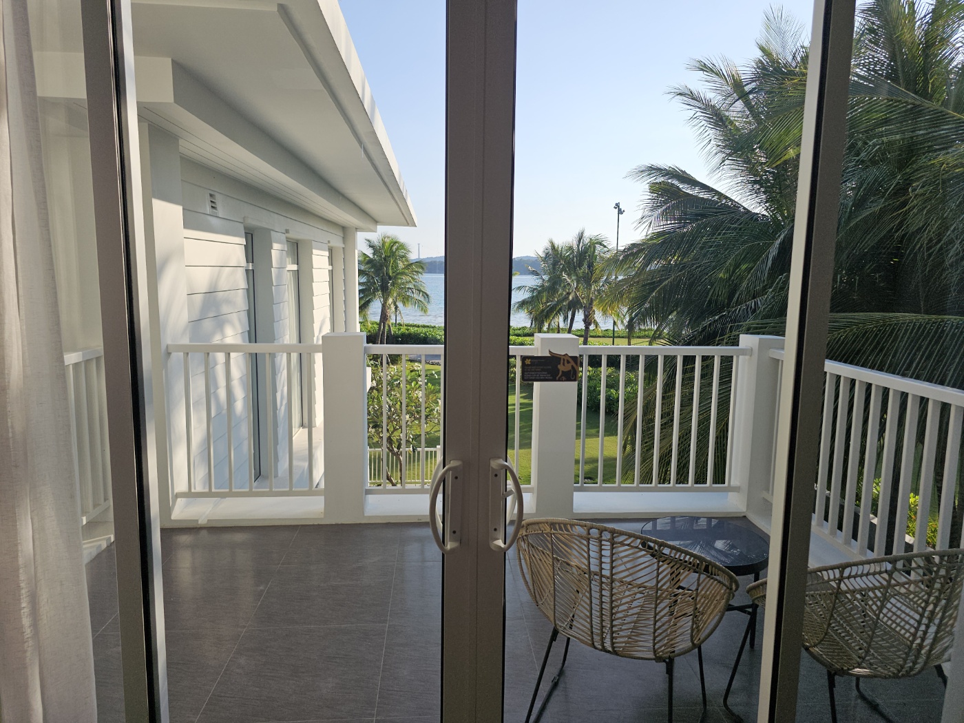 빌라 구성 &ndash; 반층 구조와 프라이빗한 공간 분리