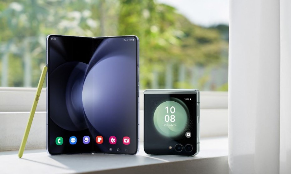 ๊ฐค๋ญ์ z ํ๋ฆฝ5