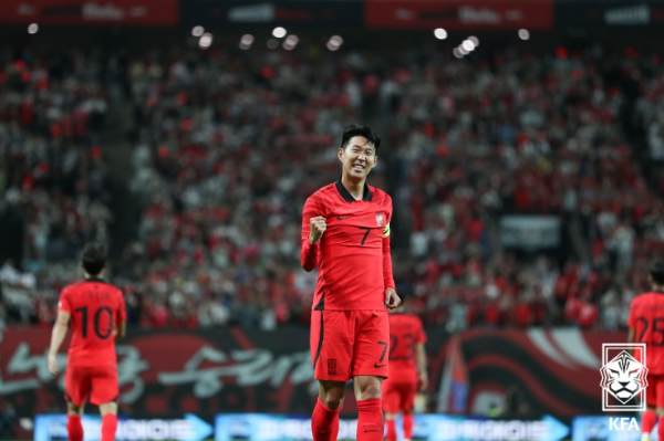 한국 남자축구 국가대표팀 FIFA 랭킹과 카메론 친선경기 결과