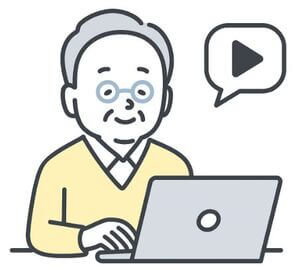 온라인 교육 수강중인 노령자