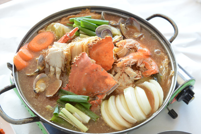 SBS 생방송 투데이 3492회 2024년 3월 15일 태안 꽃게 한 상 딴뚝식당 게국지