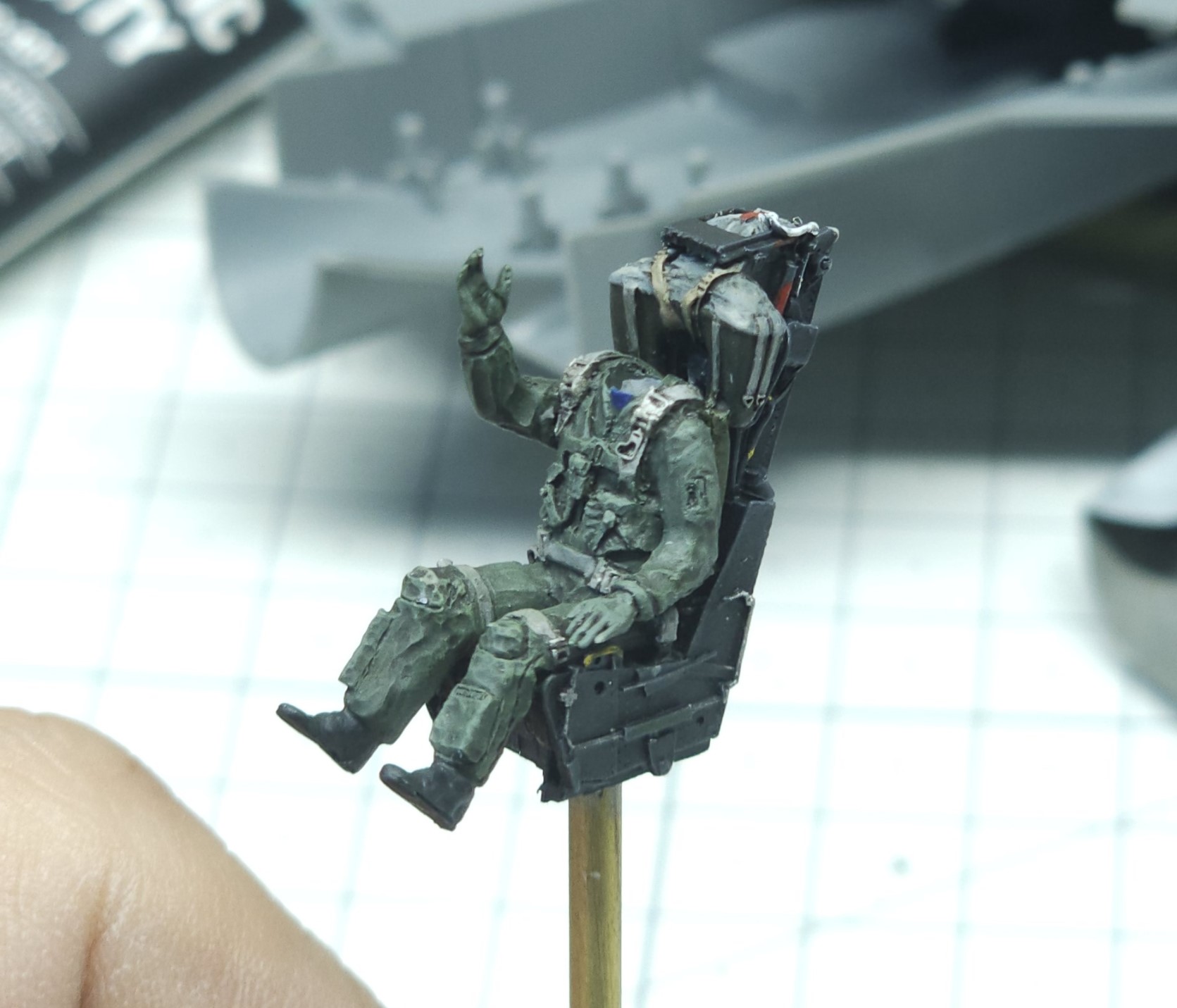 파일럿-사출좌석-도색