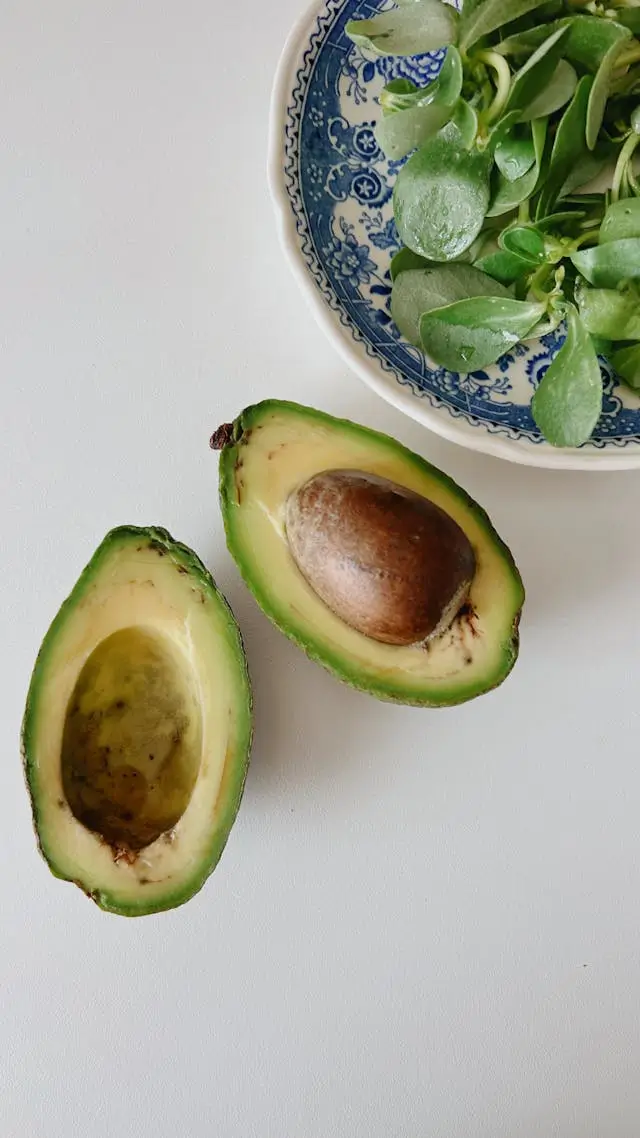 아보카도유 오일 튀김요리에? 샐러드에? 다른오일과의 차이점&amp;#44; 효능&amp;#44; 장단점 부작용(아보카도 기름)