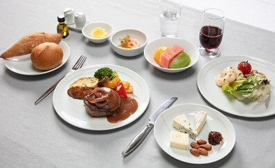 최고급-기내식과-프리미엄-와인