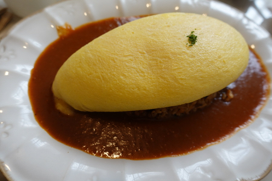 압구정을지다락-오므라이스