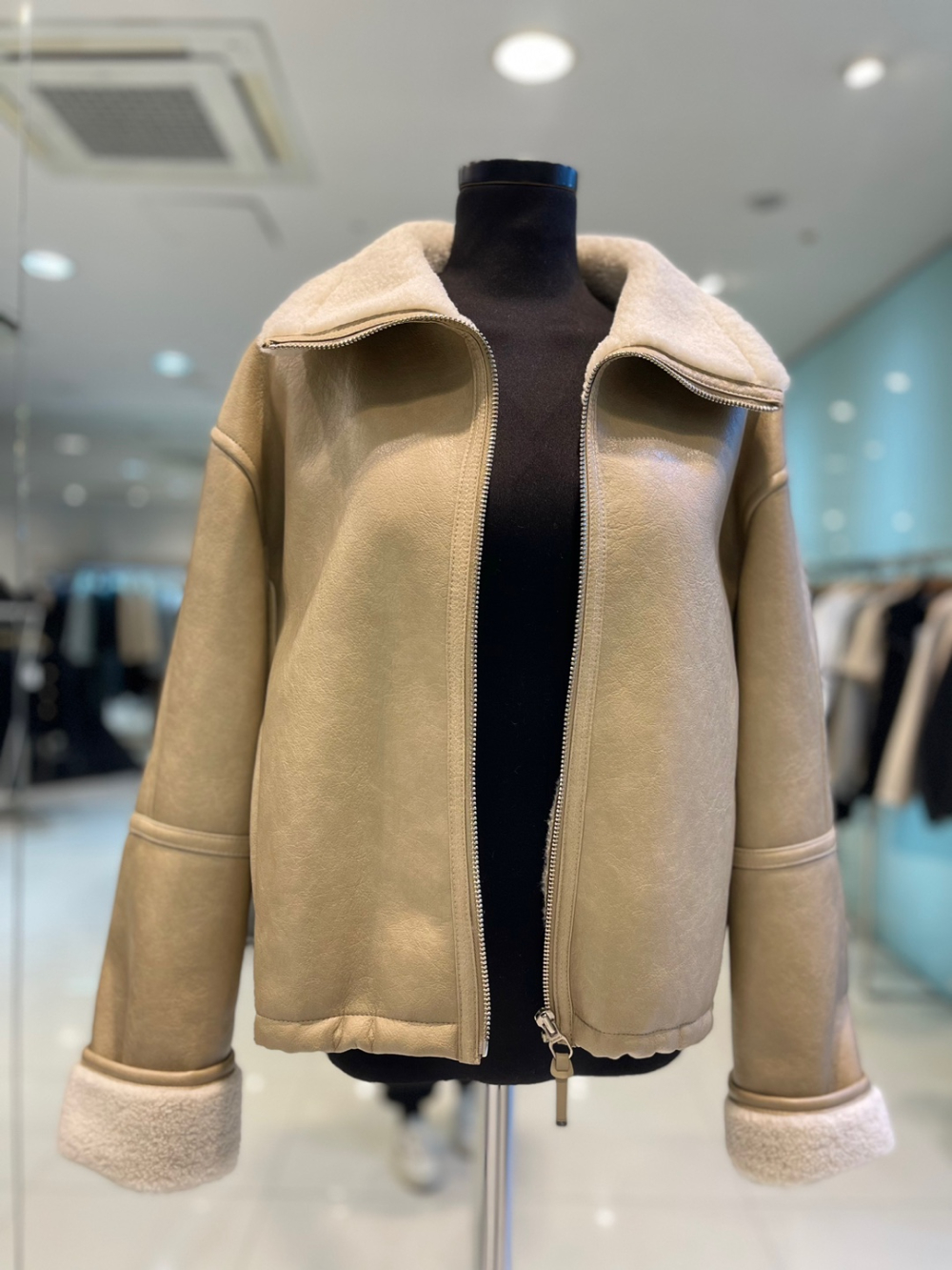 보브 이지 레더 집업 무스탕7111475901