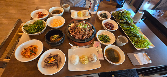 석쇠 불고기 한 상 차림