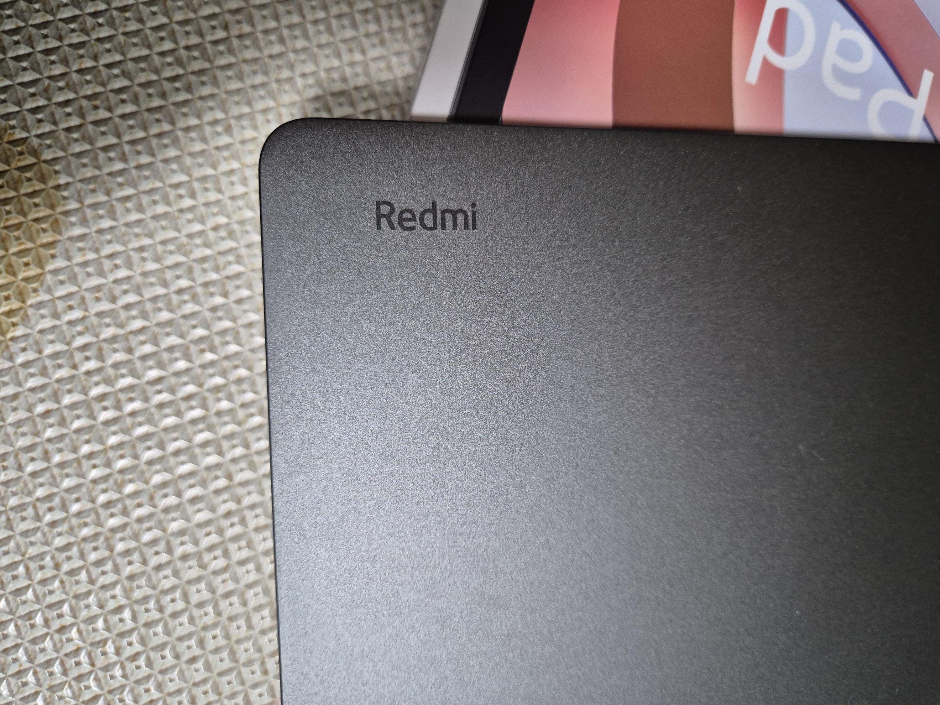 샤오미 레드미패드 10.6 후면 라벨