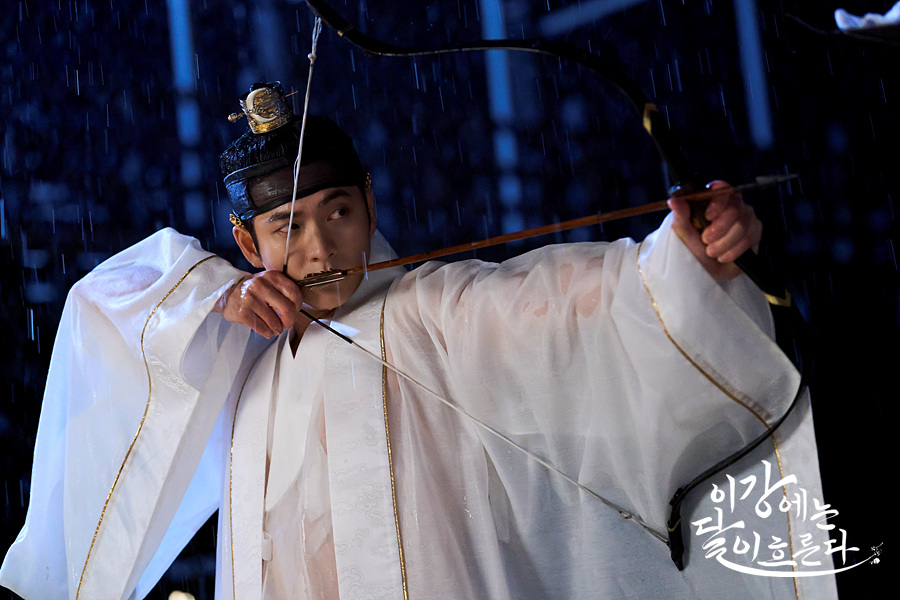 이강에는 달이 흐른다. 이강_강태오