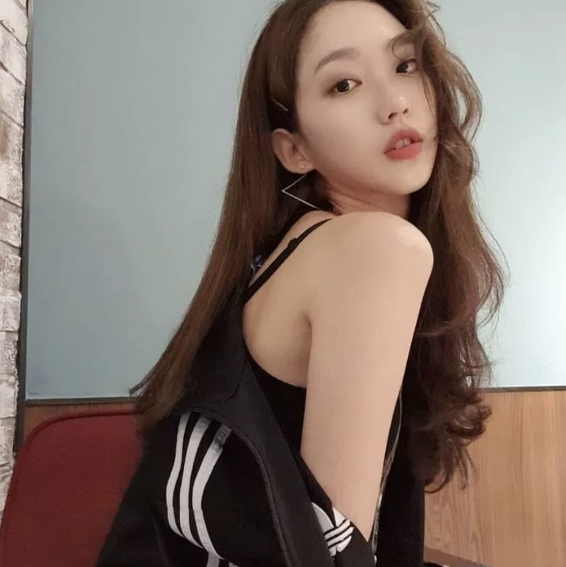 한지현 일상 셀카2