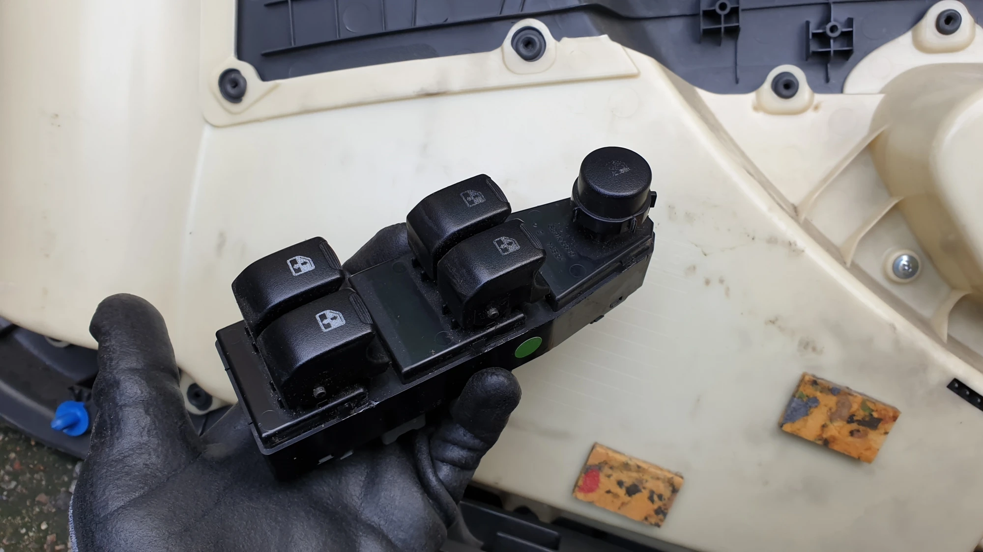 스파크 사이드미러 파워윈도 버튼