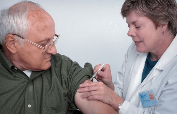 2025년 독감·코로나19 예방접종: 접종 시기&#44; 대상&#44; 주의사항