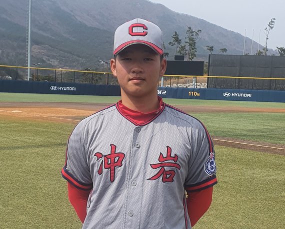 충암고 박건우 투수