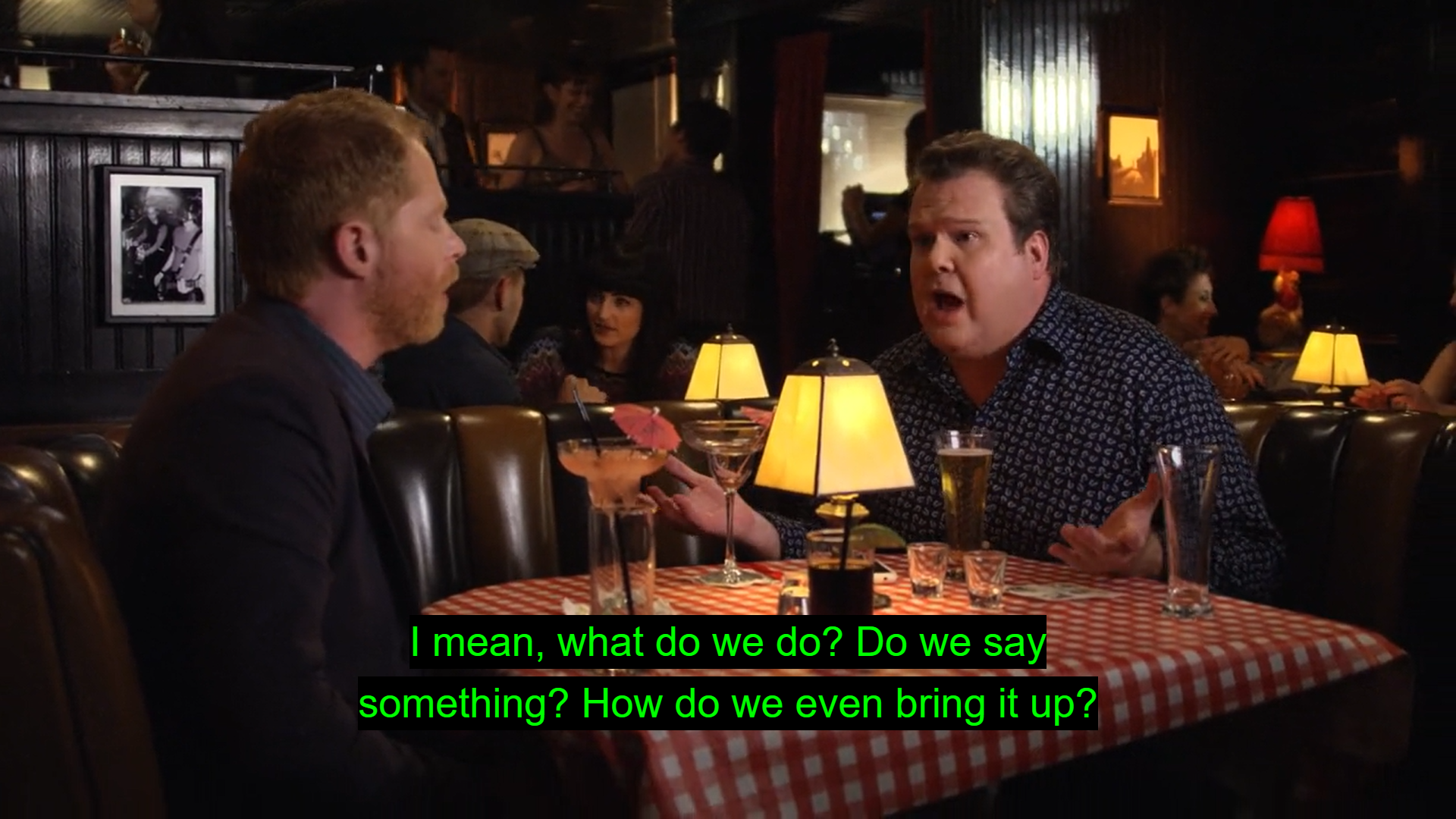 Modern Family S01E08_16