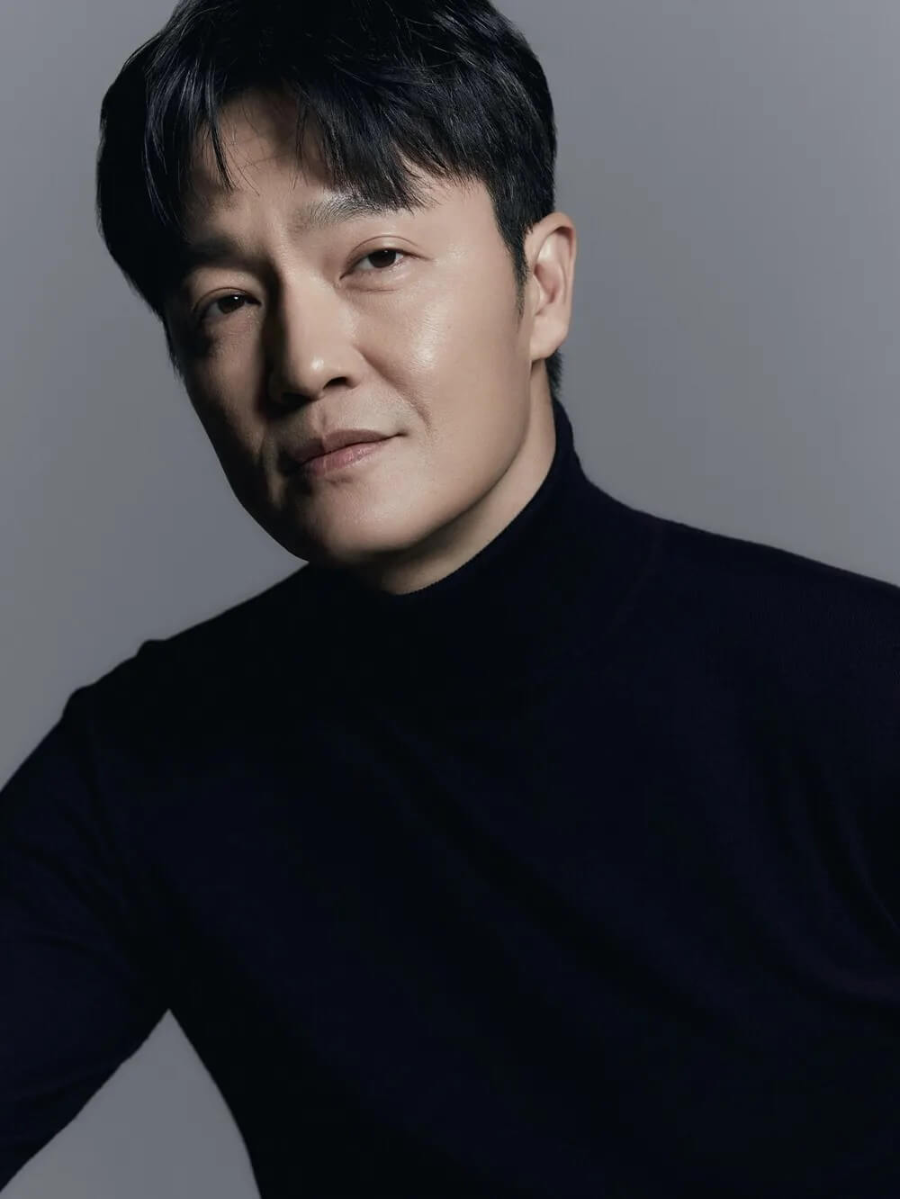 배우조한철