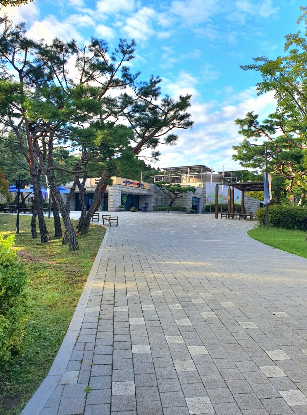 어린이-박물관도-있습니다.