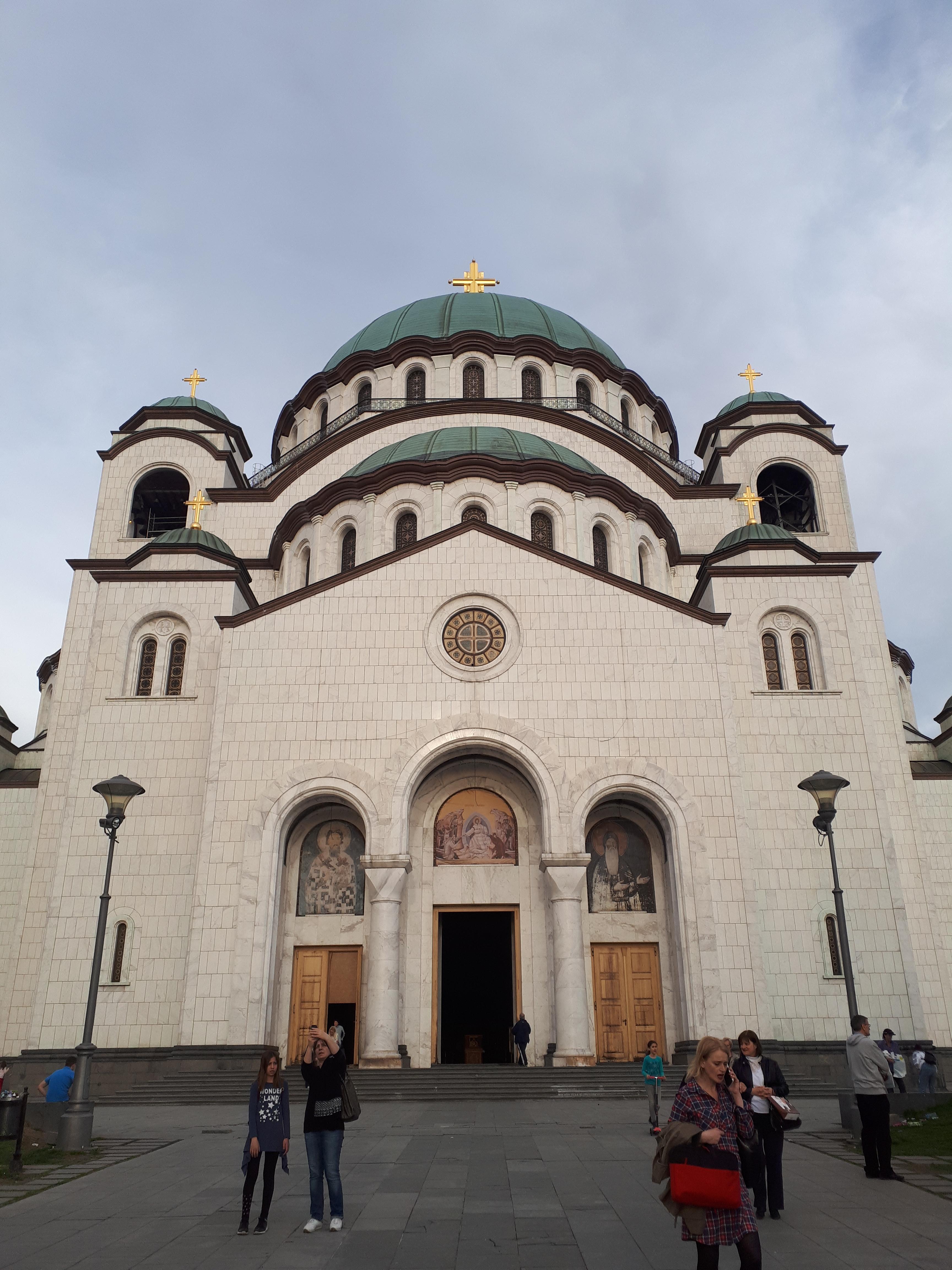 세르비아 베오그라드 성 사바 대성당 정면