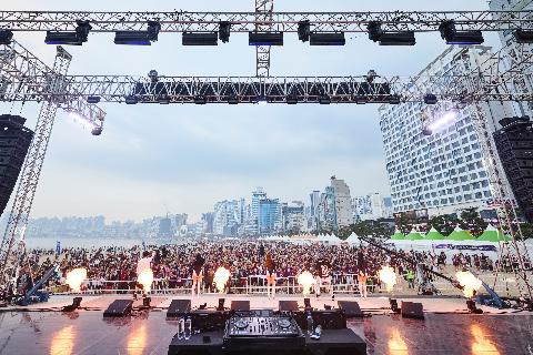 2025 나이트레이스 인 부산 &amp;#124; 광안리 비치 야간 8.15km 코스&middot;블랙이글 에어쇼&middot;드론 라이트쇼