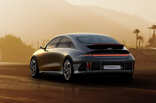 2024 아이오닉 6 제원 및 성능 포토 모의견적리뷰