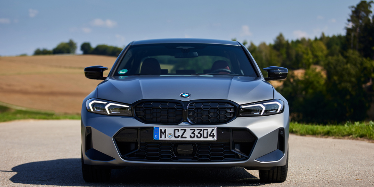 BMW 3시리즈 앞모습