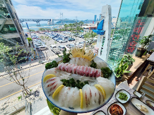 윤희횟집