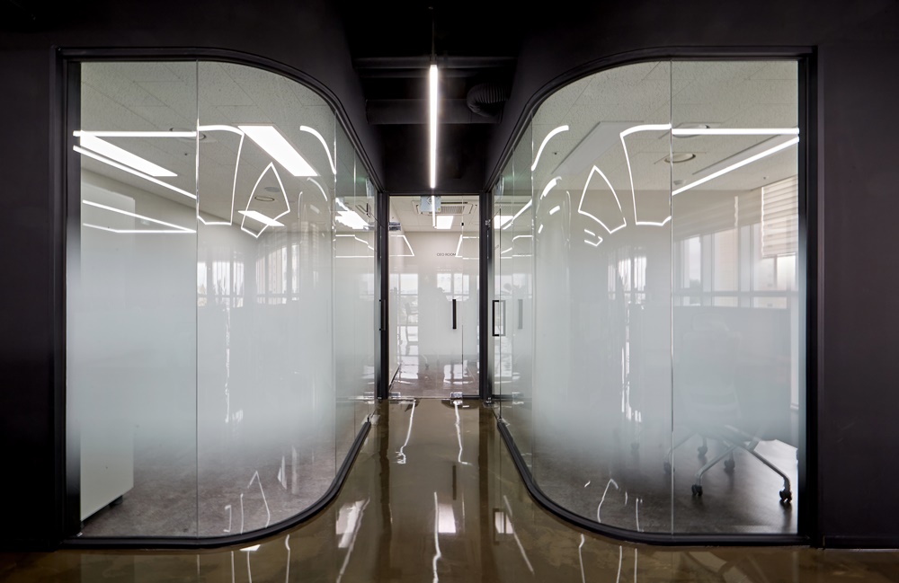 사무실유리가벽인테리어