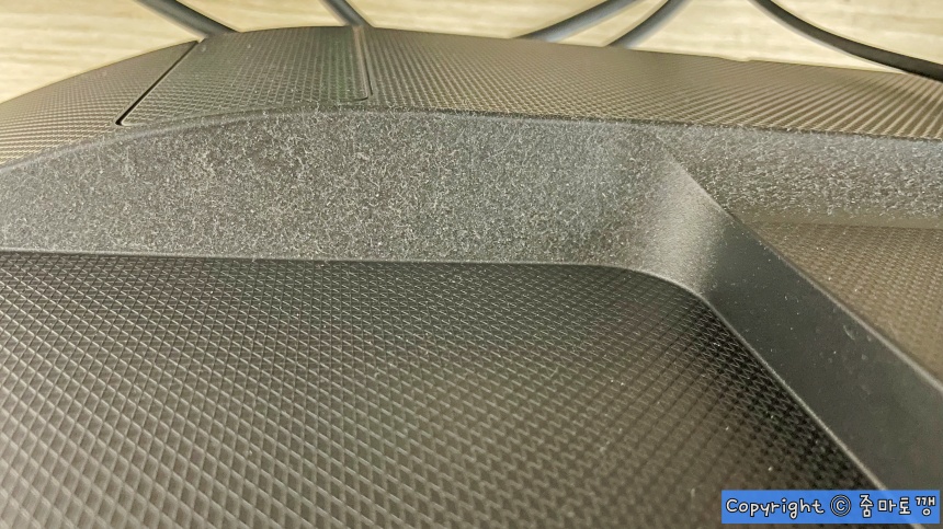 수북히-쌓인-먼지