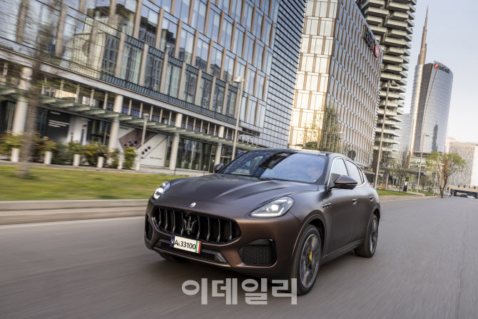 마세라티 SUV 역작 '그레칼레'