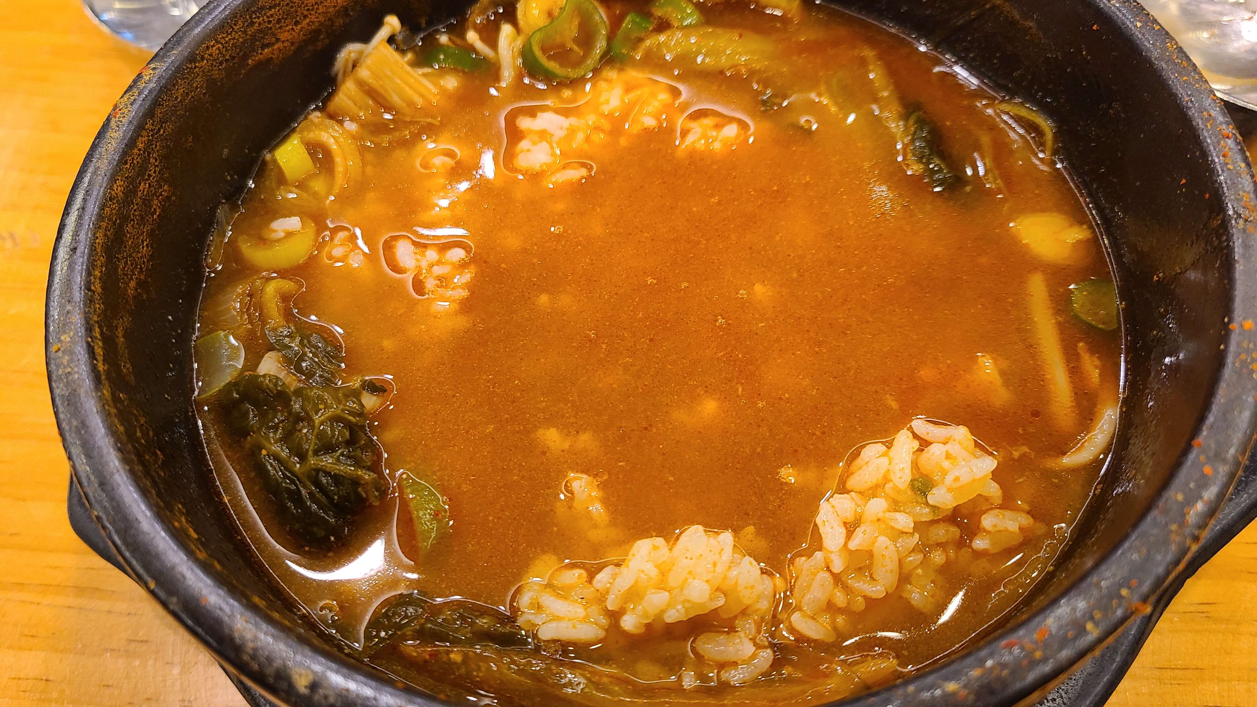 금바위-감자탕-뼈해장국-공기밥-4