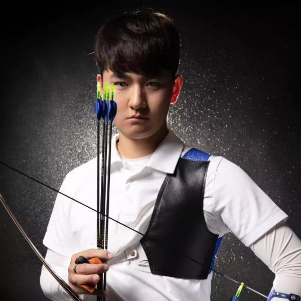 출처: 네이버 스포츠 ❘ 김제덕 양궁 선수