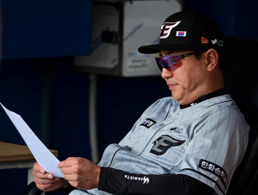 최원호 감독 경질 사퇴 이유 &amp;#124; 한화이글스 최원호 감독 프로필 나이 고향 학력 경력