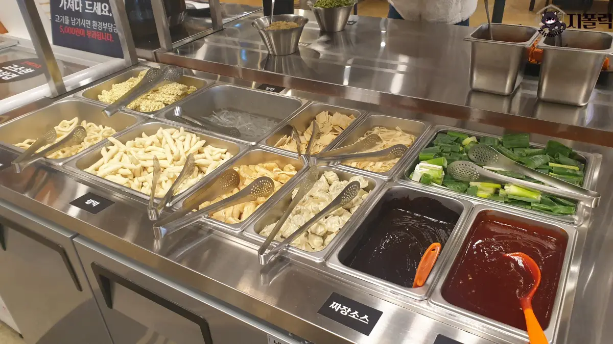 편백가든-샐러드바-떡볶이