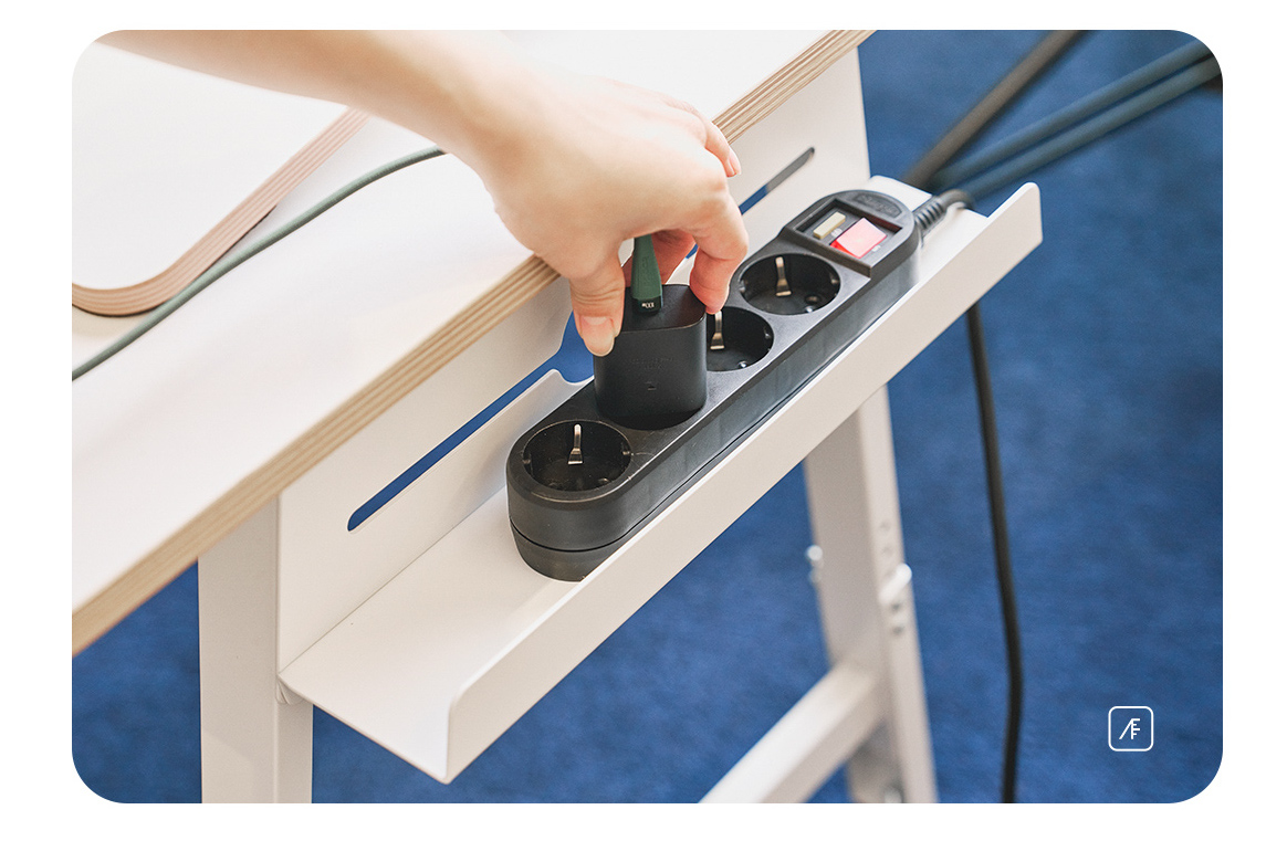 Xenics Zero Road All-Fit Desk 1200