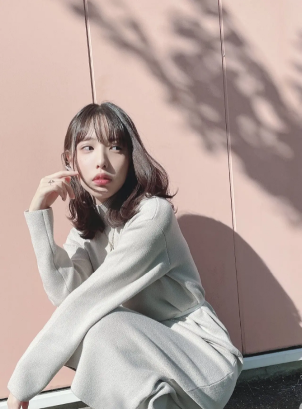 분위기 있는 시라토 하나