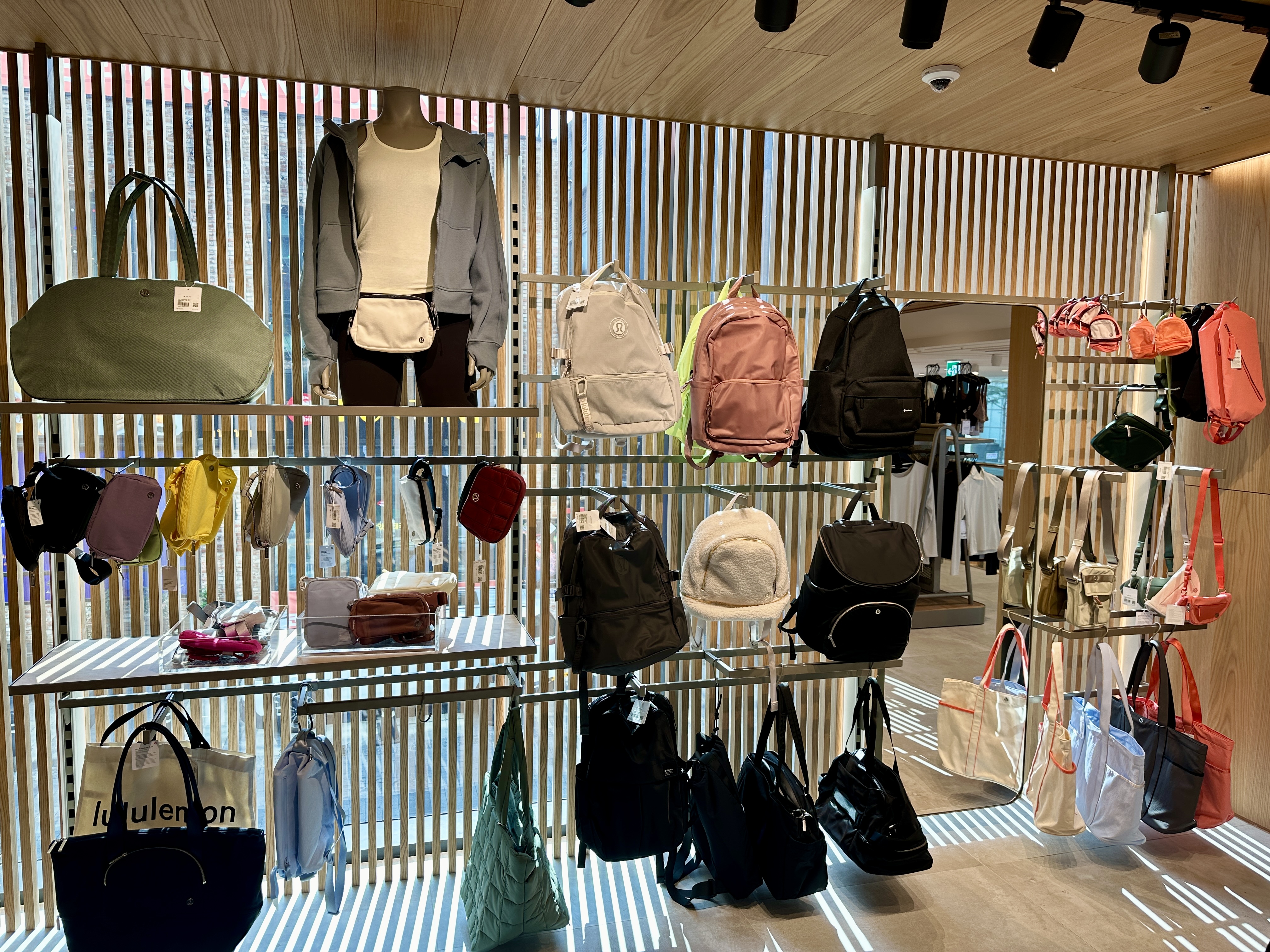 룰루레몬 가방 및 잡화