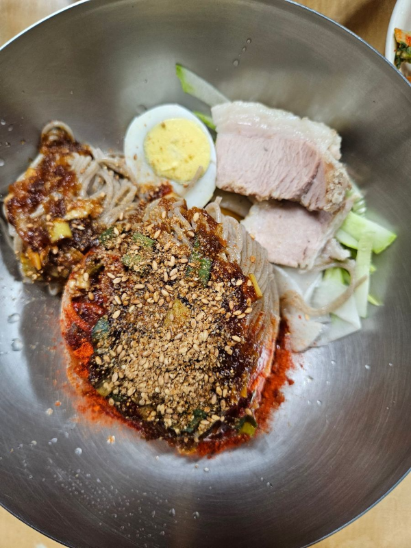 송원 막국수 한그릇