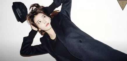아이유 이목구비