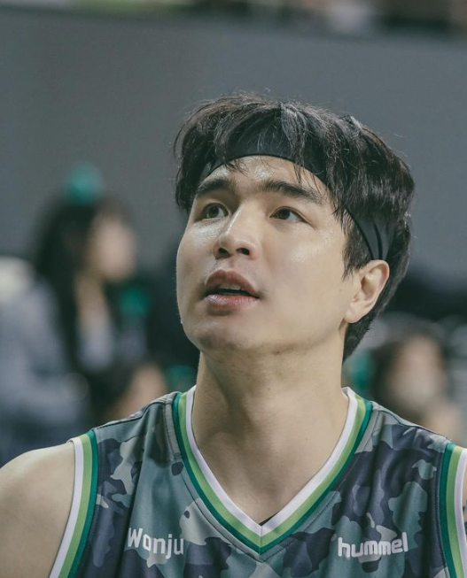 농구선수 김종규